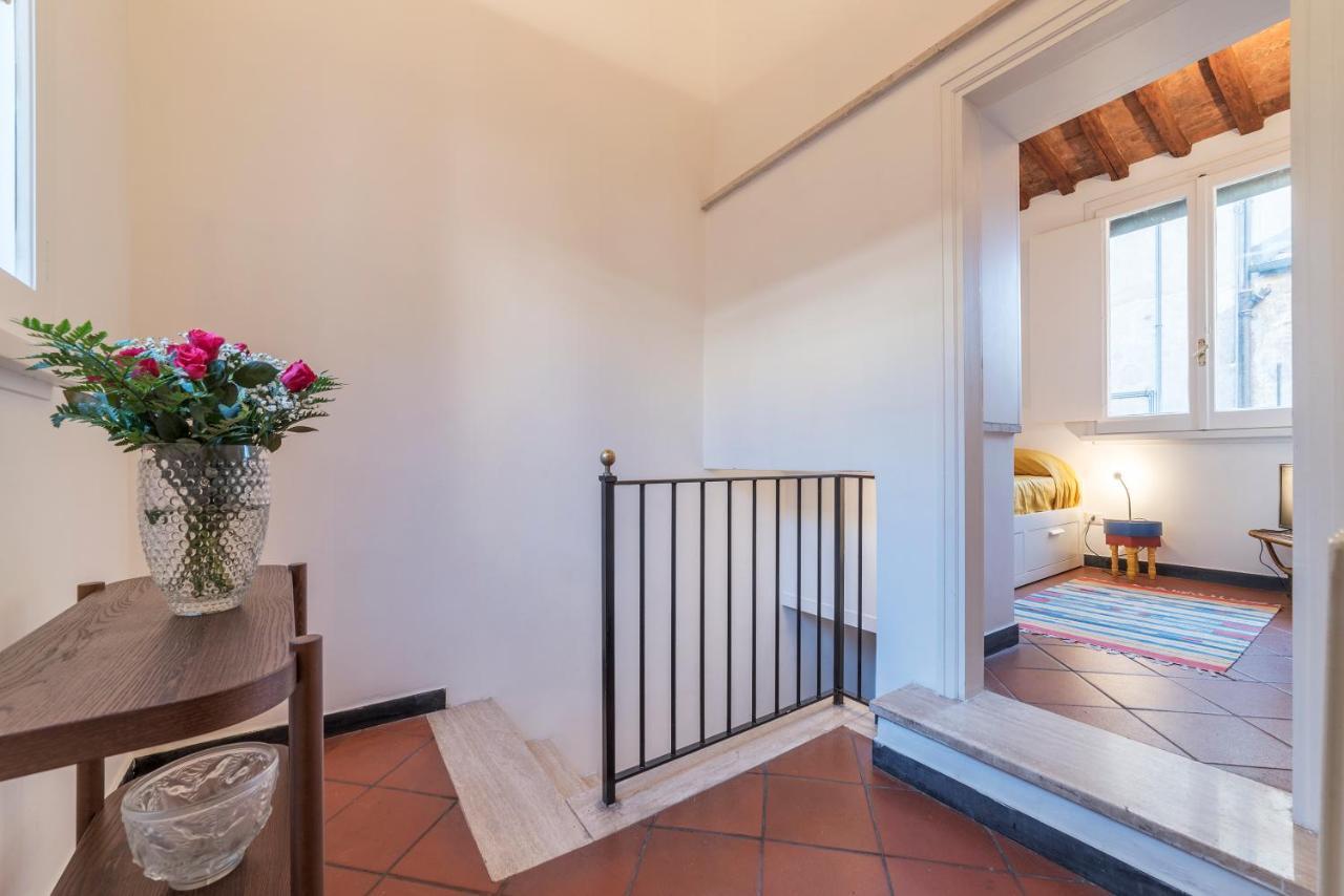 Three Bedrooms In World-famous Via Giulia - Fromhometorome Apartment
