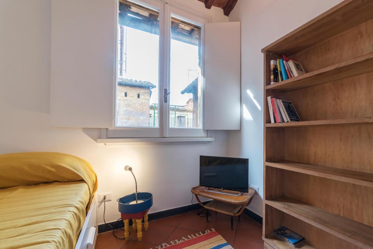 Three Bedrooms In World-famous Via Giulia - Fromhometorome Apartment Rom
